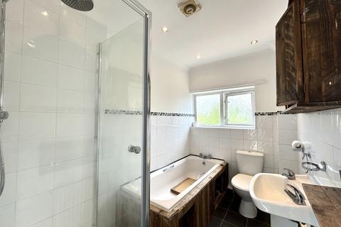 2 bedroom maisonette to rent, Whitley Wood Road, Reading, Berkshire, RG2