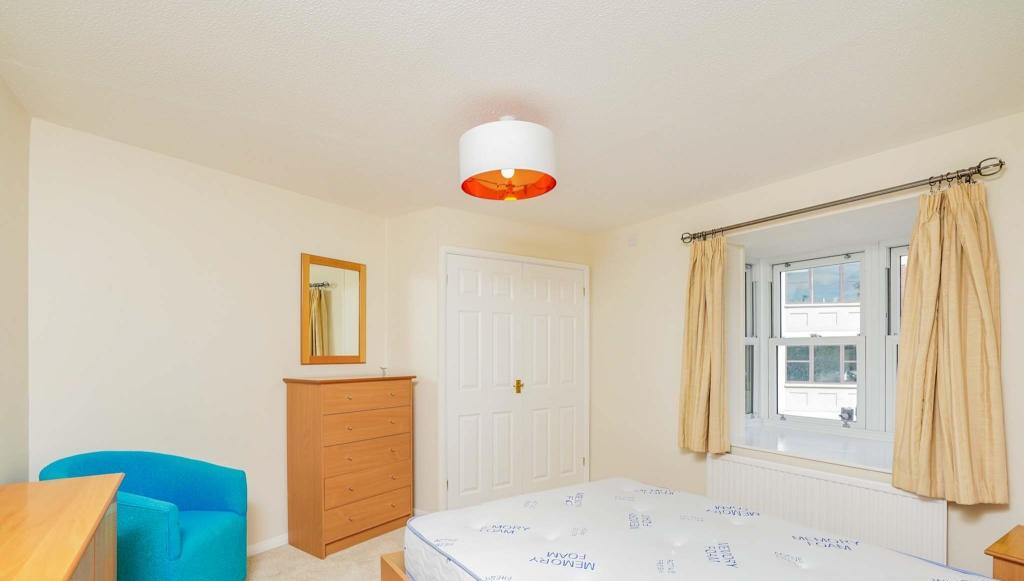 Apartment in Oxford, St Ebbes by the River, City Centre - View 4