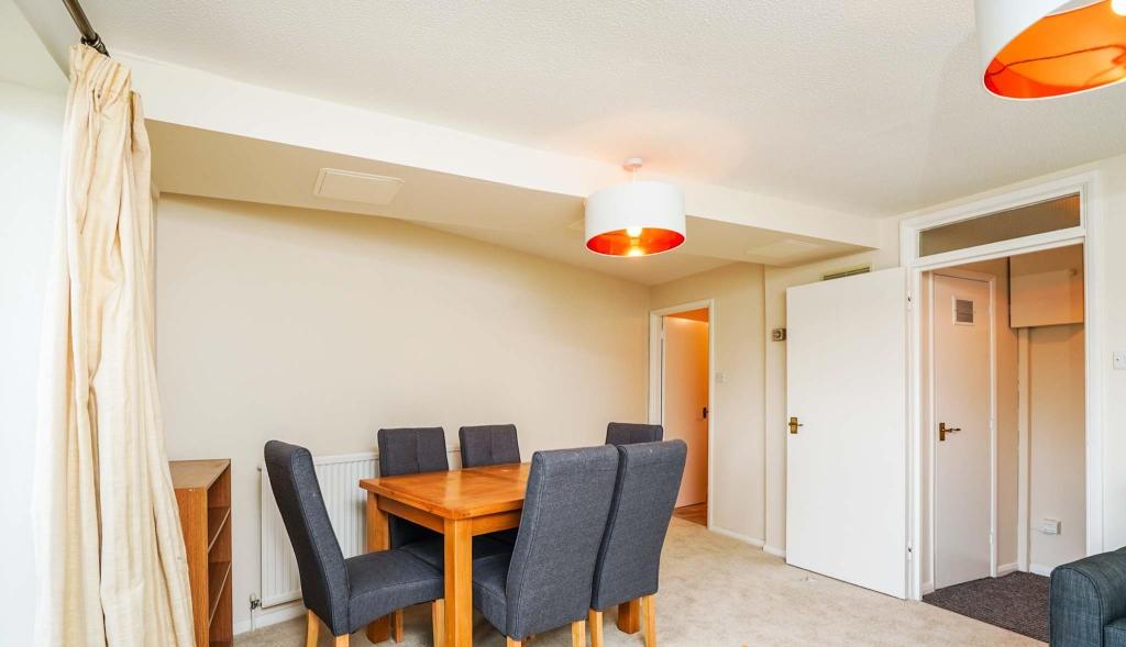 Apartment in Oxford, St Ebbes by the River, City Centre - View 2