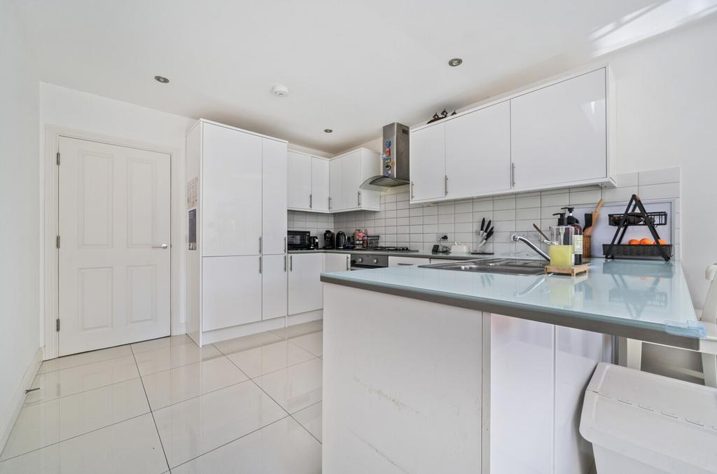 1323731 11 687774...