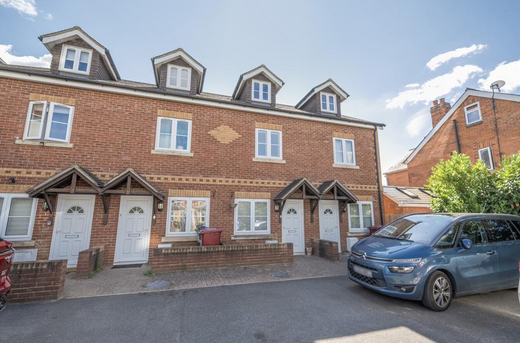 1323731 21 687774...