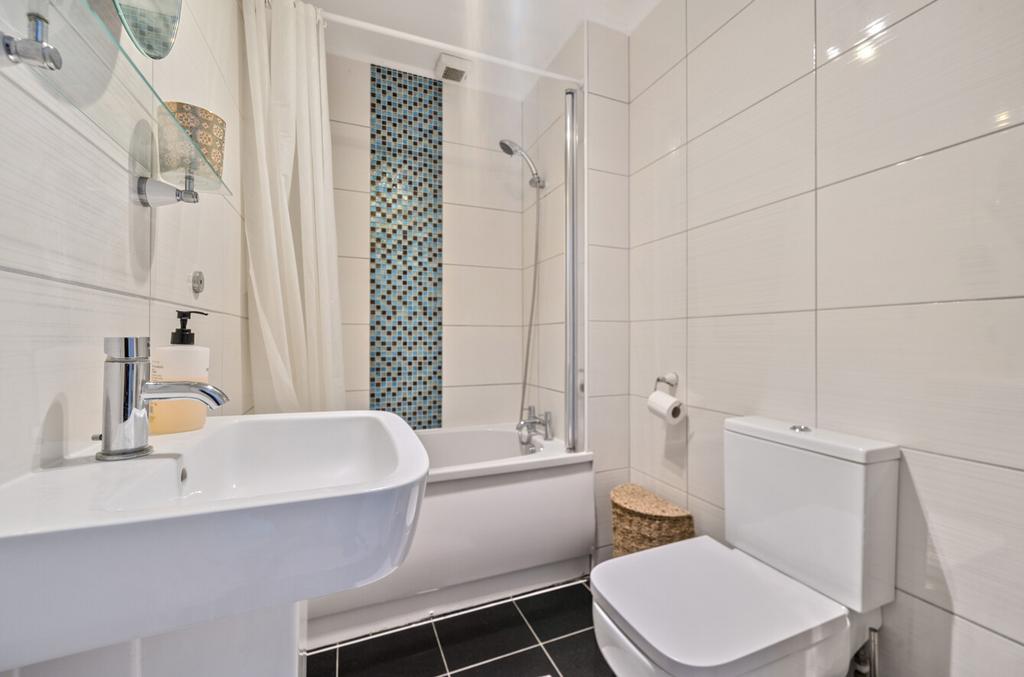 1323731 8 6877742...