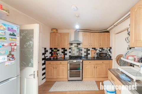 3 bedroom terraced house for sale, Jephson Road, London