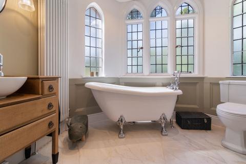 6 bedroom detached house for sale, Church Lane, Worcester WR2