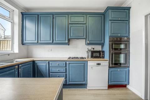 112 Thurleigh Road, London, SW12 8TT
