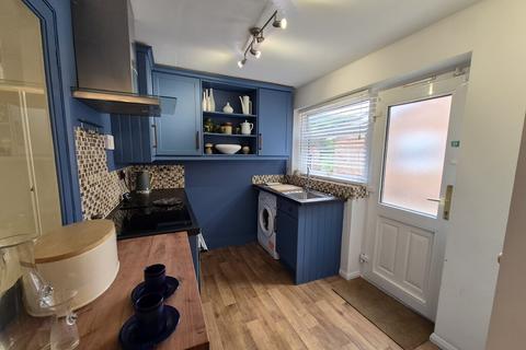 2 bedroom semi-detached bungalow to rent, 17 Ludlow Road Church Stretton