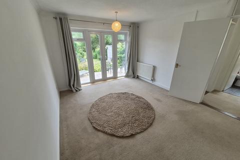 2 bedroom semi-detached bungalow to rent, 17 Ludlow Road Church Stretton