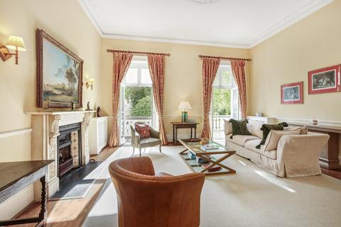 Warwick Square, London, SW1V