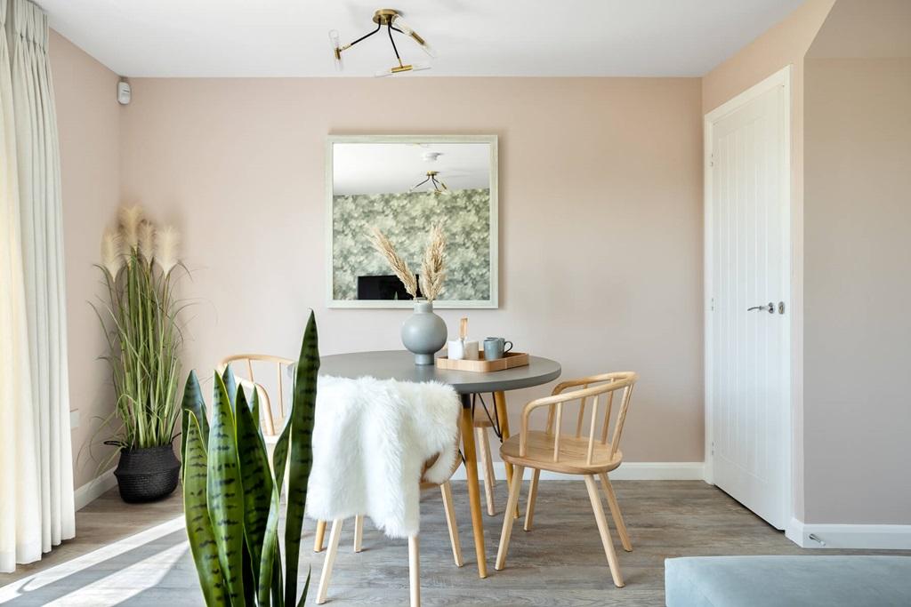 Open plan lounge to relax and eat