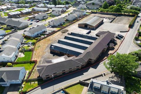 Distribution warehouse to rent, 30 Hunter St Auchterarder PH3 1PA