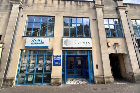 Office to rent, 15-16 Palmer St Frome BA11 1DS