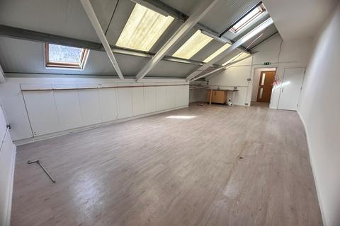 Office to rent, 15-16 Palmer St Frome BA11 1DS