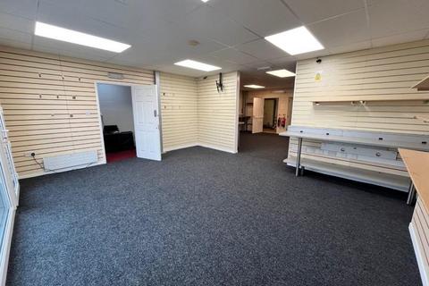 Distribution warehouse for sale, Moorside Colchester CO1 2TJ