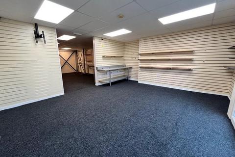 Distribution warehouse for sale, Moorside Colchester CO1 2TJ