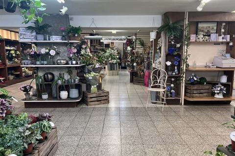 Retail property (high street) for sale, 116 High St Street BA16 0EW