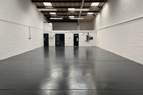 Warehouse to rent, 37-44 Potters Ln Milton Keynes MK11 3HQ