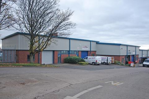 Warehouse to rent, First Ave Kingswinford DY6 7NA