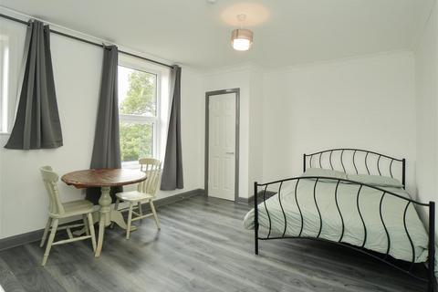 undefined, Long Street, Easingwold, York