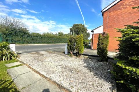 59 Central Drive, Westhoughton, Bolton, BL5 3DU