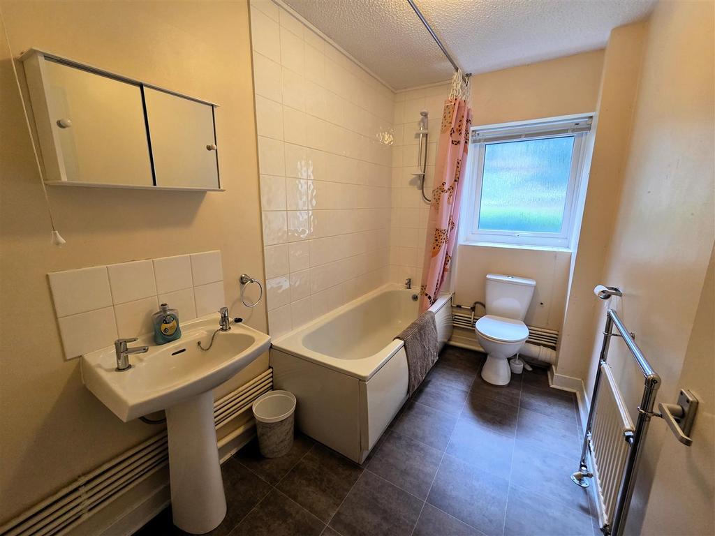 Bath.jpg