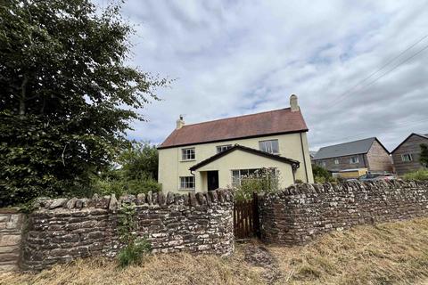 4 bedroom farm house to rent, Clanna Lane, GL15