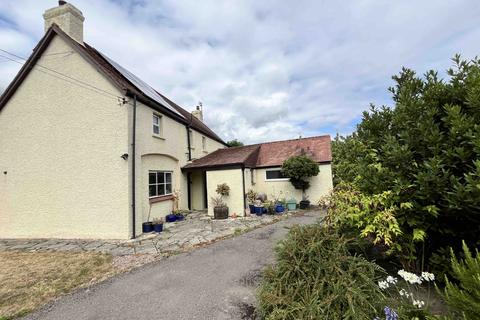 4 bedroom farm house to rent, Clanna Lane, GL15