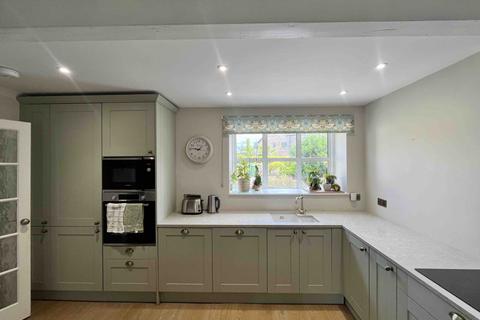 4 bedroom farm house to rent, Clanna Lane, GL15