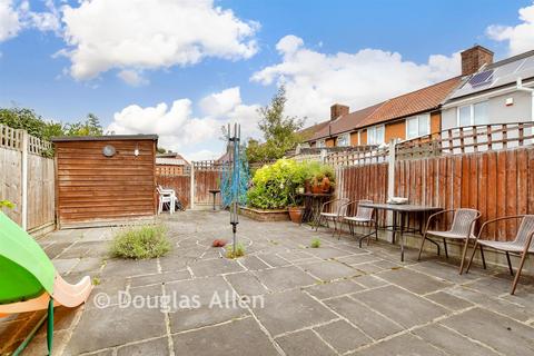 3 bedroom terraced house for sale, Bentry Road, Dagenham, Essex