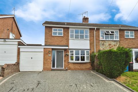 20 Lambert Drive, Burntwood, WS7 2DR