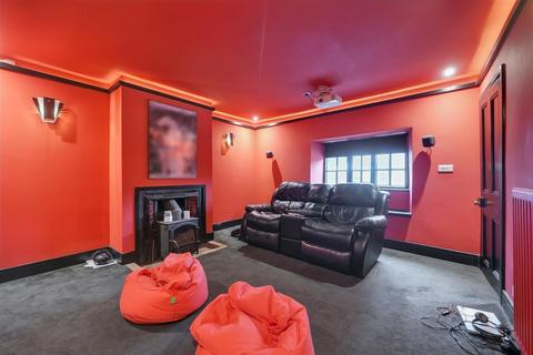 4 bedroom character property to rent, Main Street, Saddington