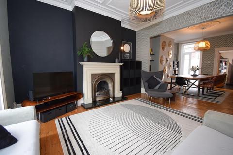 3 bedroom terraced house for sale, Marine Approach, South Shields