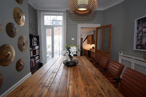 3 bedroom terraced house for sale, Marine Approach, South Shields