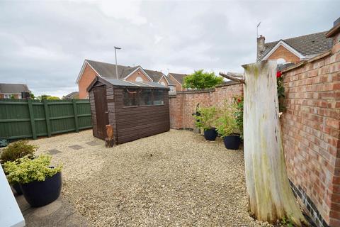 3 bedroom detached house for sale, Bryony Gardens, Gillingham