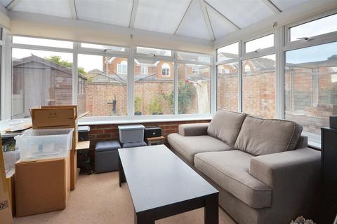 3 bedroom detached house for sale, Bryony Gardens, Gillingham