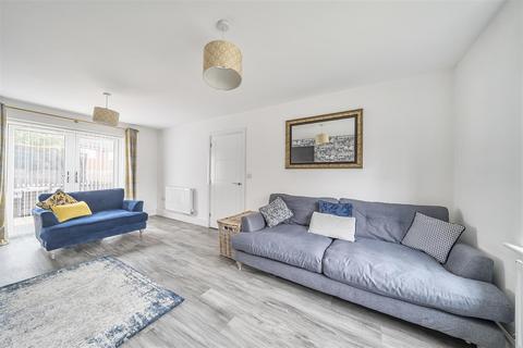 4 bedroom detached house for sale, Aspen Place, Ellesmere.