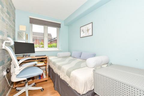 54 Ardent Road, Whitfield, Dover, CT16 2GH