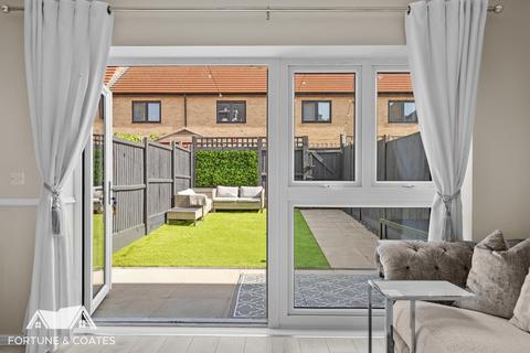 35 Chiron Square, Harlow, CM18 7FS