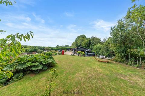 3 bedroom detached bungalow for sale, Tong Road, Brenchley, Tonbridge