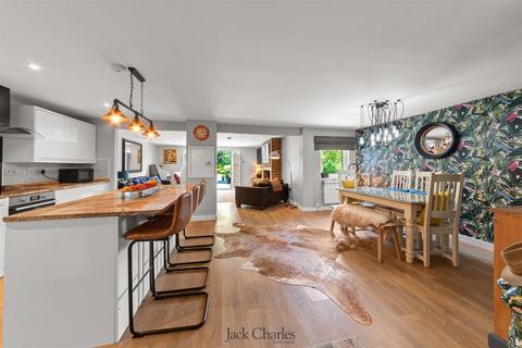 3 bedroom detached bungalow for sale, Tong Road, Brenchley, Tonbridge