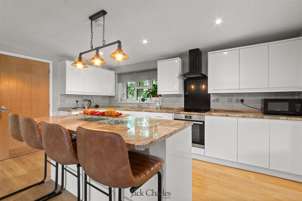 Curtis Stables 21.jpg