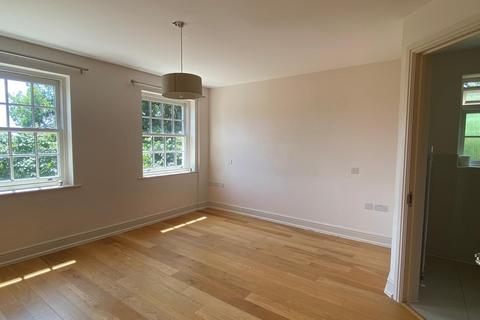 5 bedroom detached house to rent, Kingston upon Thames KT2