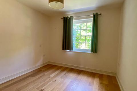 5 bedroom detached house to rent, Kingston upon Thames KT2