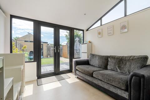 4 bedroom terraced house for sale, Ampney Orchard, Bampton, Oxfordshire, OX18
