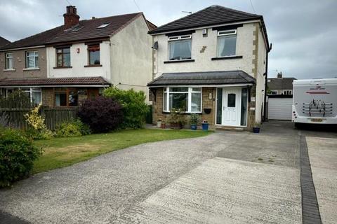 3 bedroom detached house for sale - Willow Crescent, Wrose