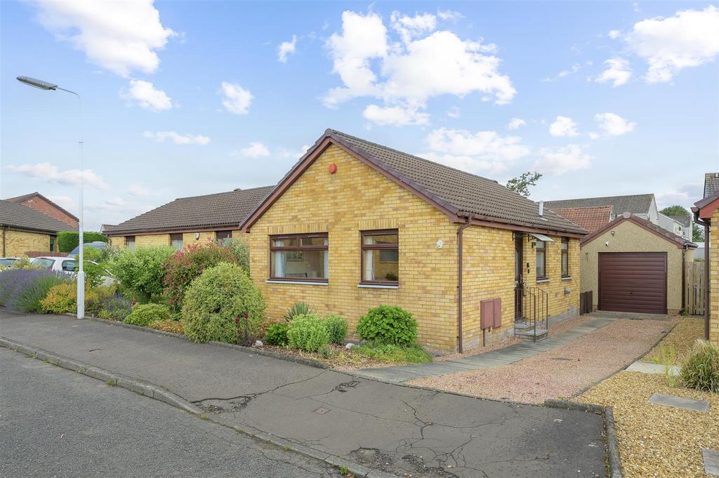 22 Glen Cova Crescent001.jpg