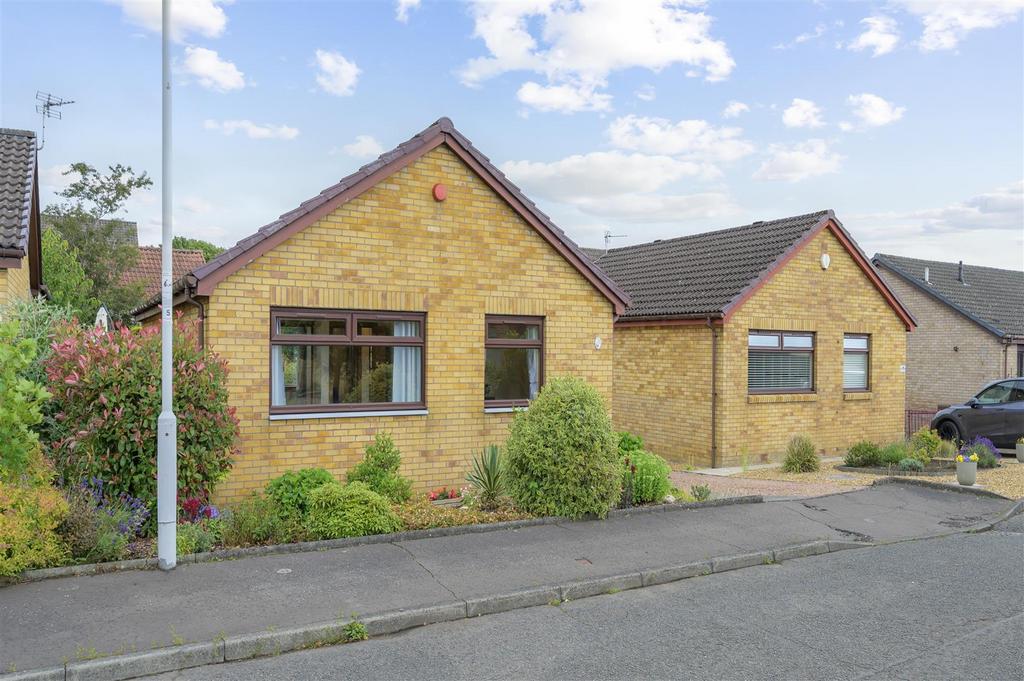 22 Glen Cova Crescent003.jpg