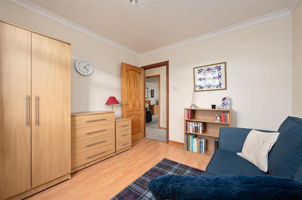 22 Glen Cova Crescent008.JPG