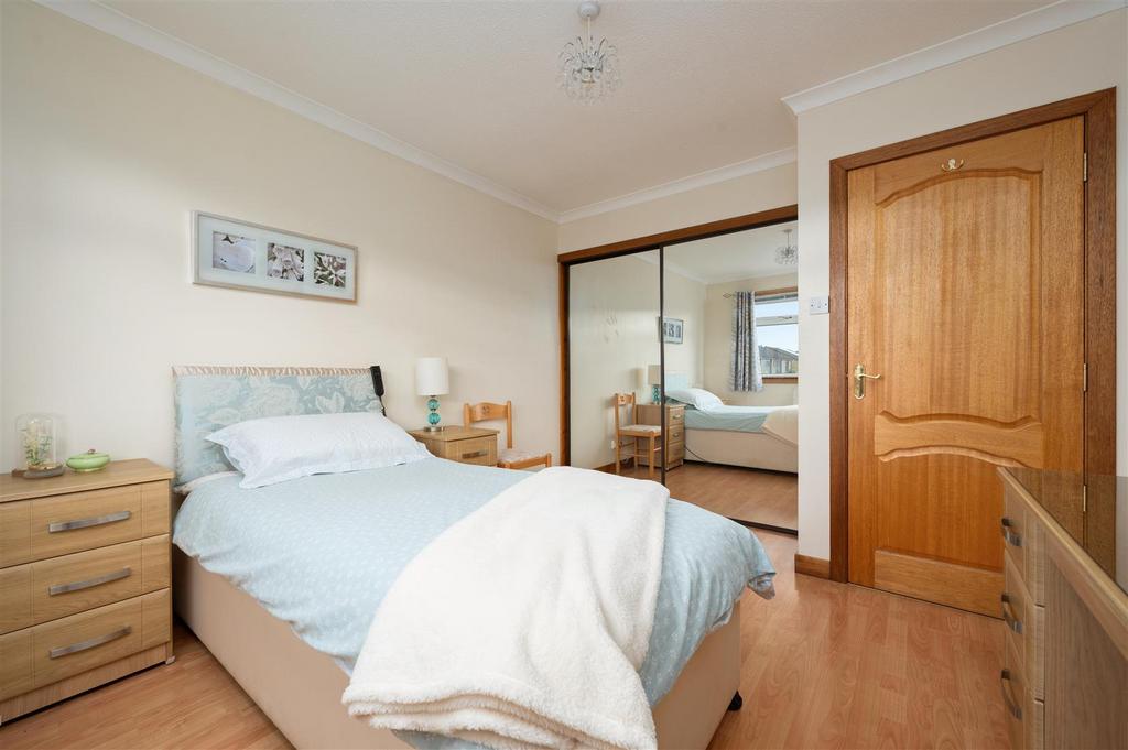 22 Glen Cova Crescent011.JPG
