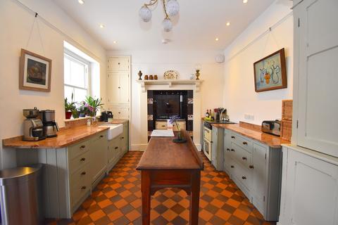 23 Latimer Road, Llandeilo, SA19 6HS