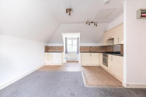 2 bedroom apartment for sale, St. Ronans View, Dartford